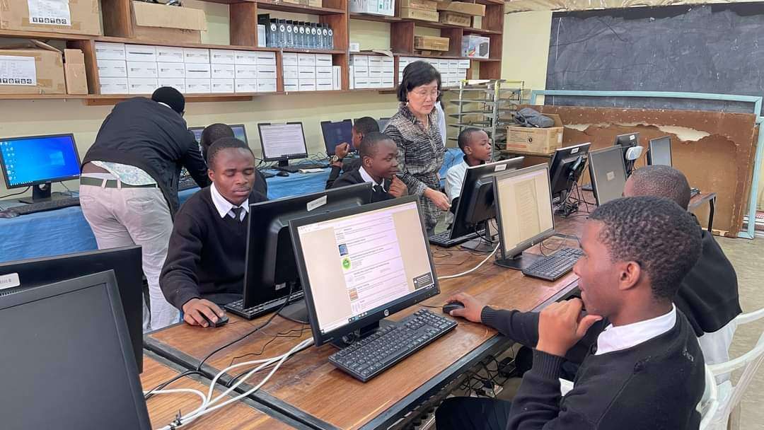 Ilboru Secondary School: a student at a new computer